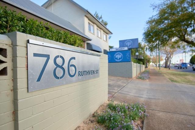 Ruthven Street Motor Inn Toowoomba Εξωτερικό φωτογραφία