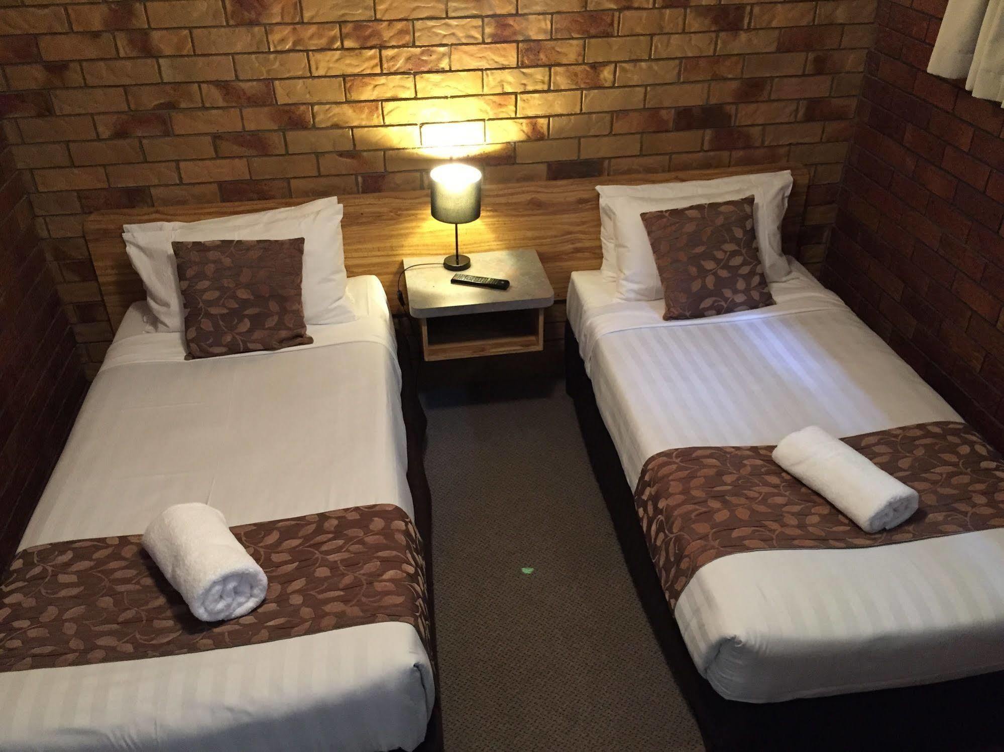 Ruthven Street Motor Inn Toowoomba Εξωτερικό φωτογραφία